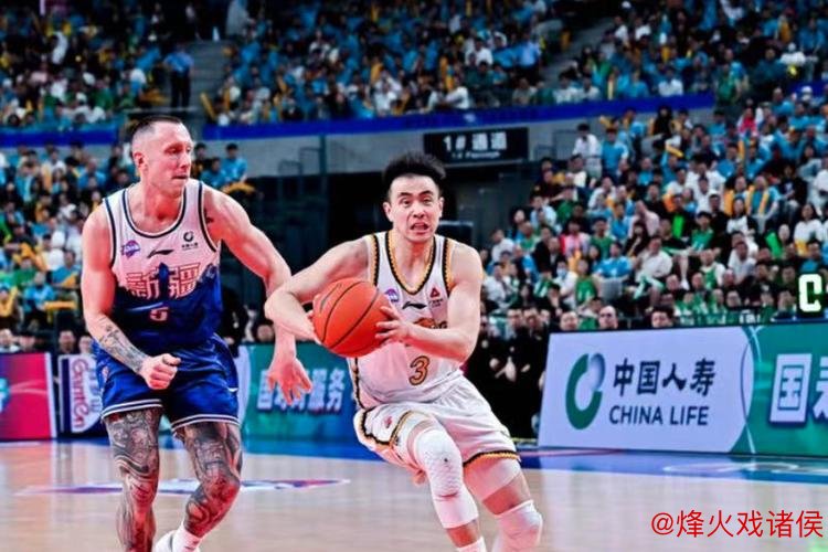 克里克休假归来，继续CBA征程开启中国训练