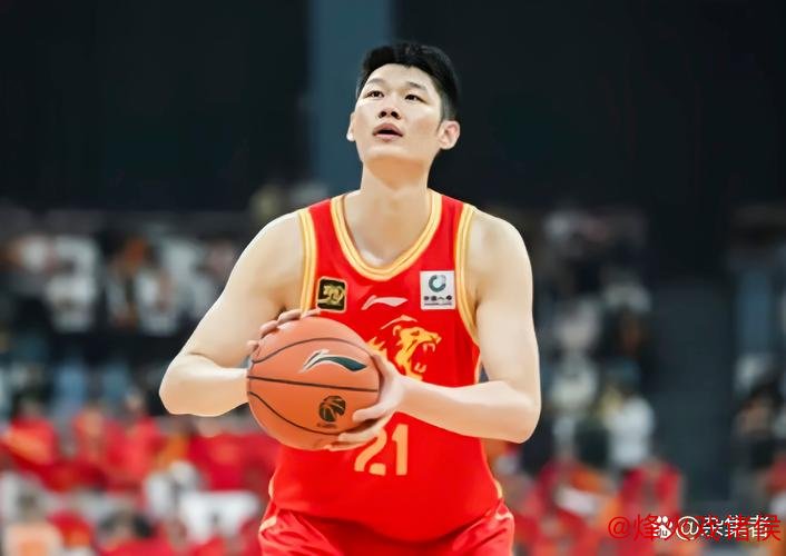 王瑞泽砍24分青岛不敌广州 胡金秋20分广厦击败天津