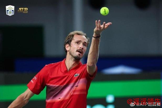 上海赛第5日辛纳梅德韦德夫进16强 外场因雨取消