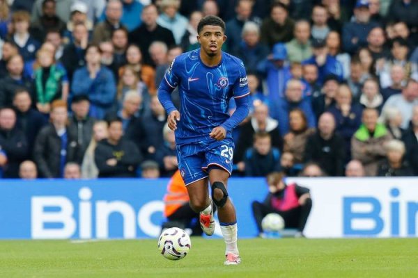 澳门六合彩 切尔西欧冠小胜帕福斯：福法纳眼中的战术蜕变与团队奋进